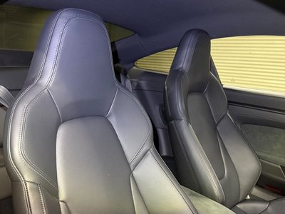 PORSCHE 911 CARRERA GTS - 6