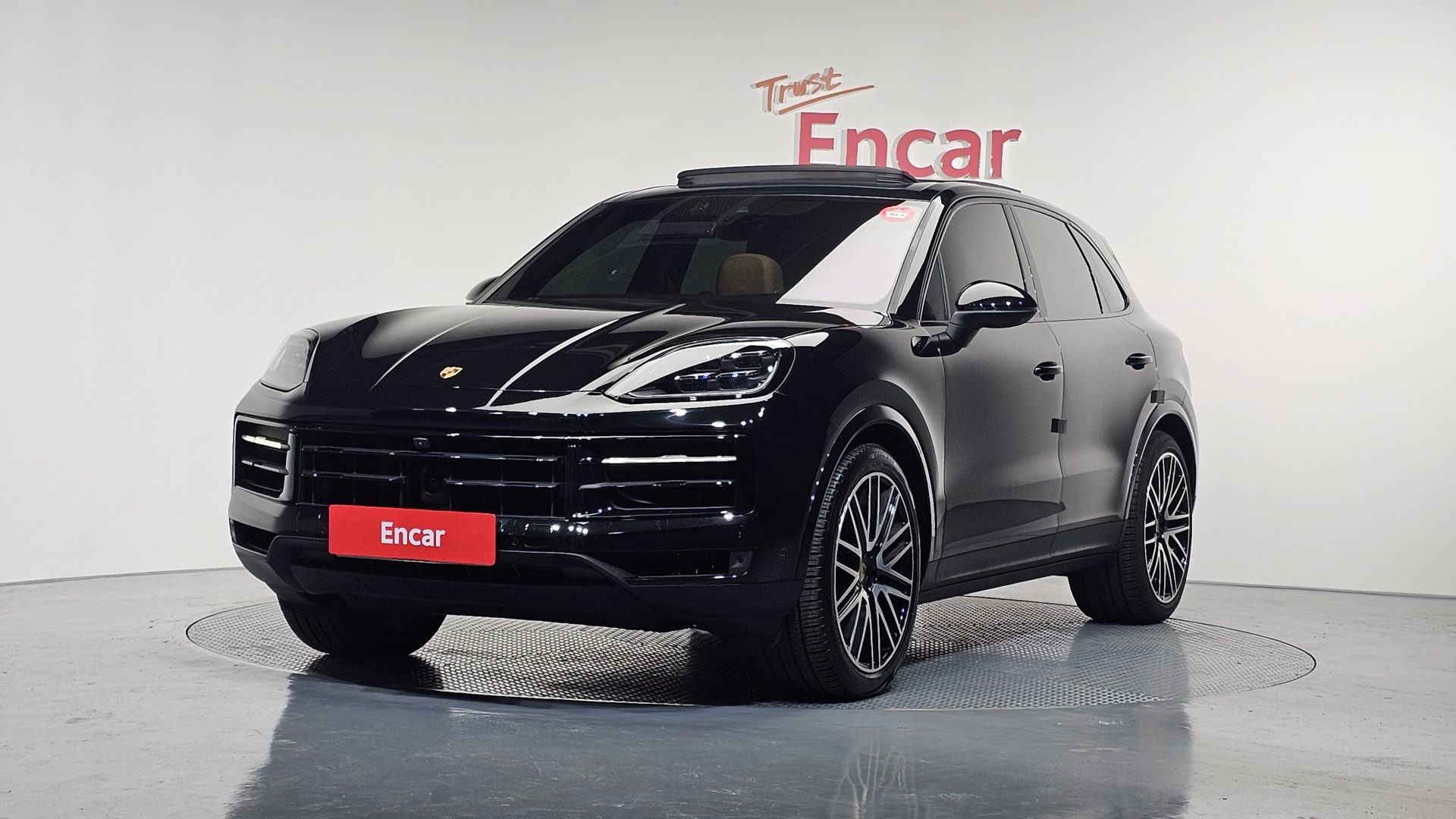 PORSCHE CAYENNE - View 1