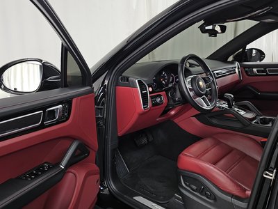 PORSCHE CAYENNE - 10