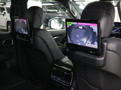 TOYOTA LAND CRUISER 300 - 4