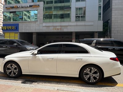 2024 Mercedes-BENZ E-CLASS photo 4