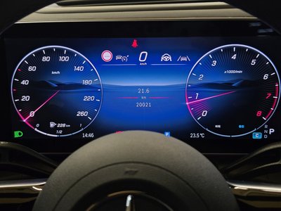 2025 Mercedes-BENZ GLC 照片 8