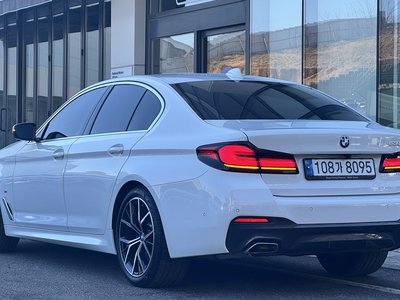 BMW 5 SERIES - 4