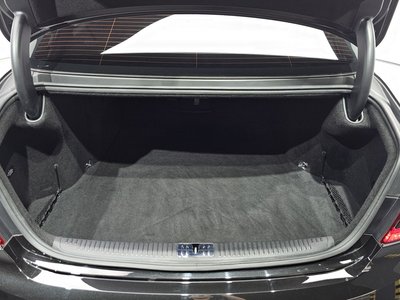 2019 Genesis G90 — миниатюра 24