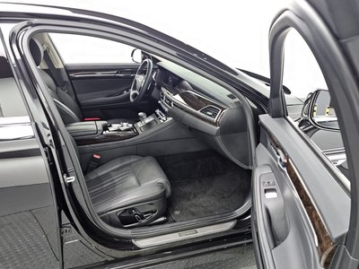 2019 Genesis G90 — миниатюра 16