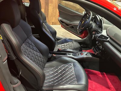 2010 Ferrari 458 ITALIA thumbnail 31