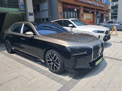 BMW 7 SERIES - 7