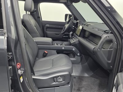 LAND ROVER DEFENDER - 2