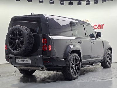 LAND ROVER DEFENDER - 4