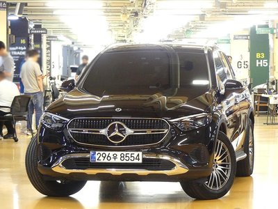 2025 Mercedes-BENZ GLC — фото 2
