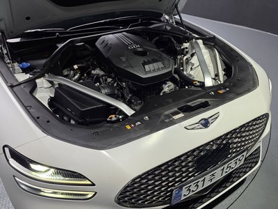 صورة 7 لـ 2022 GENESIS THE NEW G70