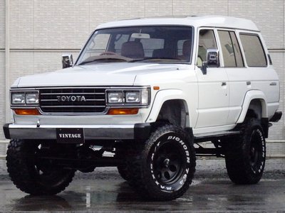 TOYOTA LAND CRUISER 60