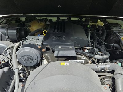 LAND ROVER DEFENDER - 7
