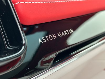 صورة مصغرة 30 لـ 2025 Aston Martin DBX