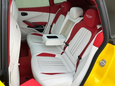 صورة مصغرة 37 لـ 2025 Aston Martin DBX