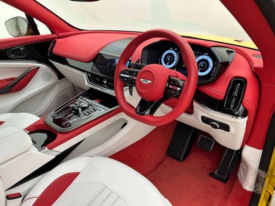 صورة مصغرة 47 لـ 2025 Aston Martin DBX
