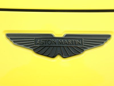 صورة 10 لـ 2025 Aston Martin DBX
