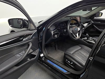 صورة 10 لـ 2021 BMW 5 SERIES
