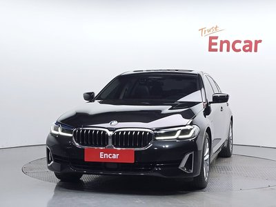 صورة 2 لـ 2021 BMW 5 SERIES