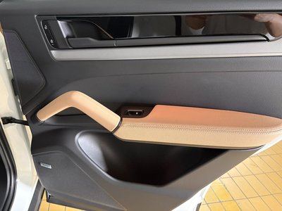صورة مصغرة 60 لـ 2026 Porsche CAYENNE