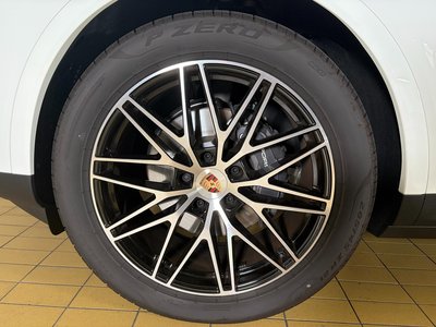 صورة مصغرة 20 لـ 2026 Porsche CAYENNE