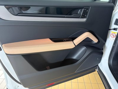 صورة مصغرة 51 لـ 2026 Porsche CAYENNE