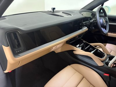 صورة مصغرة 54 لـ 2026 Porsche CAYENNE