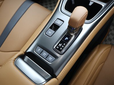صورة مصغرة 30 لـ 2025 Lexus LBX