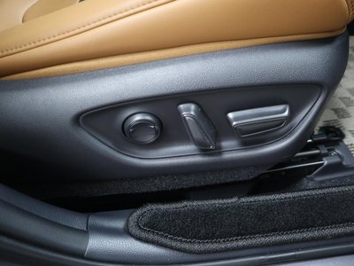 صورة مصغرة 34 لـ 2025 Lexus LBX