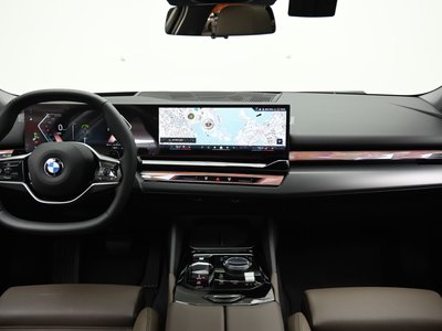 2025 BMW 5 SERIES 照片 5