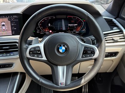 2021 BMW X7 — миниатюра 15