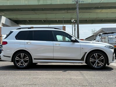 2021 BMW X7 — фото 8