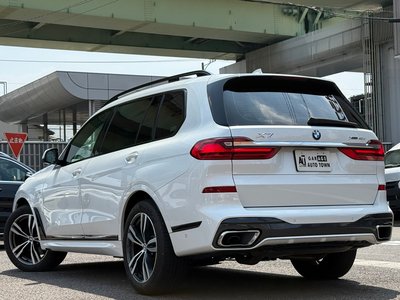 2021 BMW X7 — фото 6
