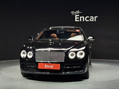 BENTLEY FLYING SPUR - 2