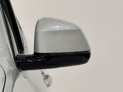 2025 BMW IX3 照片 15