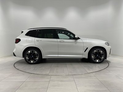 2025 BMW IX3 照片 8