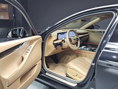2024 Genesis G80 (RG3) thumbnail 13
