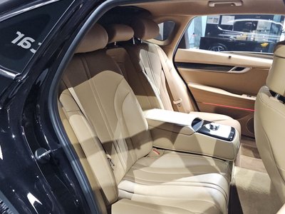 2024 Genesis G80 (RG3) thumbnail 17
