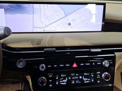 2024 Genesis G80 (RG3) thumbnail 22