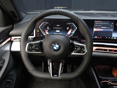 2026 BMW 5 SERIES thumbnail 20