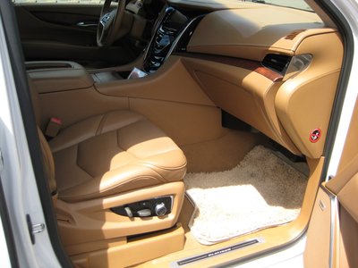 CADILLAC ESCALADE - 9