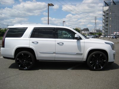 CADILLAC ESCALADE - 4