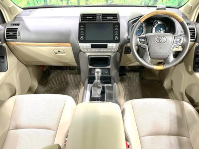 TOYOTA LAND CRUISER PRADO - 2
