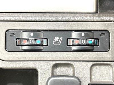 TOYOTA LAND CRUISER PRADO - 7