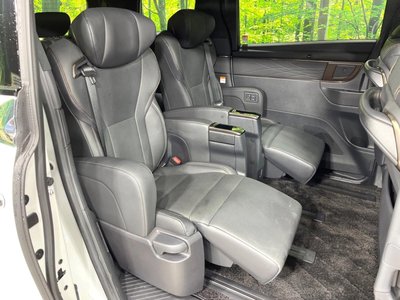 2024 TOYOTA ALPHARD photo 9