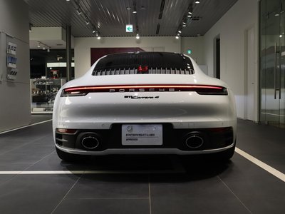 PORSCHE 911 - 6