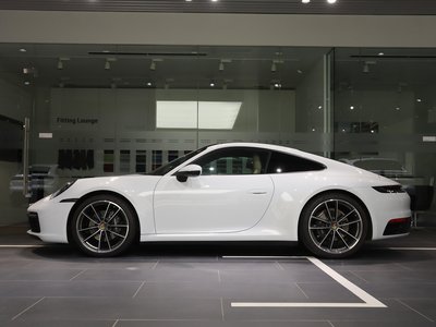 PORSCHE 911 - 8