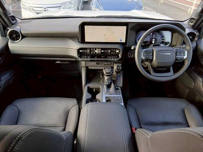 TOYOTA LAND CRUISER 250 - 10