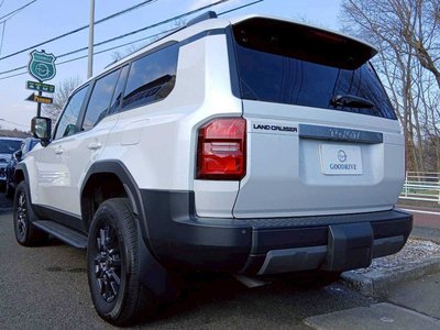 TOYOTA LAND CRUISER 250 - 4