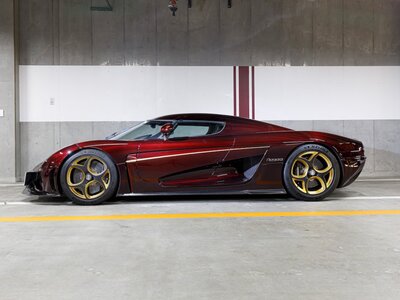 KOENIGSEGG KOENIGSEGG - 3